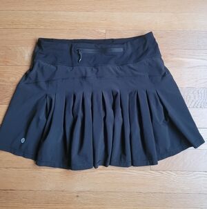 Lululemon Circuit Breaker Skirt